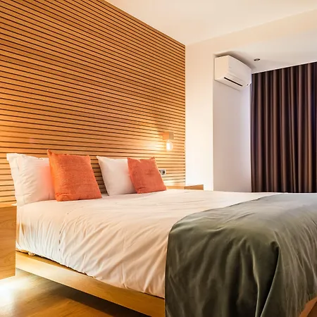 Almada Domus Apartment *