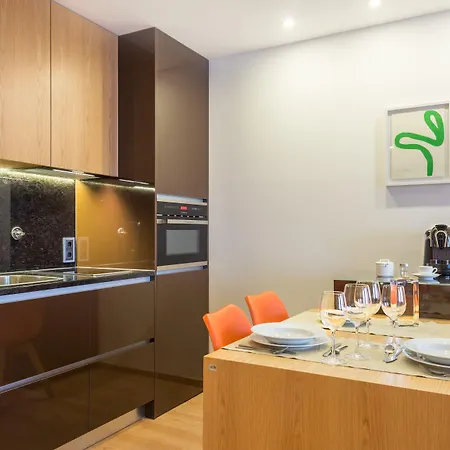 Apartment Almada Domus