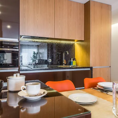 Apartment Almada Domus