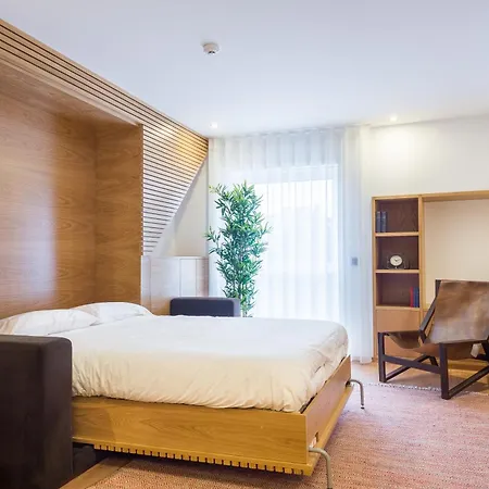 Almada Domus * Porto