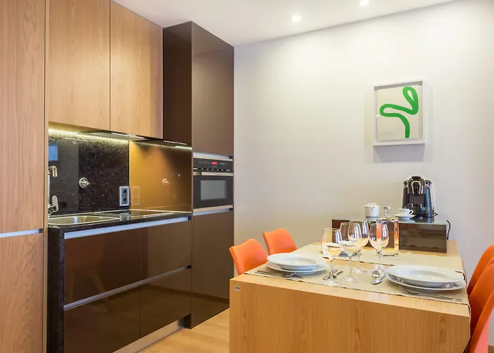 Apartment Almada Domus