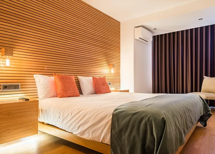 Almada Domus Apartment *