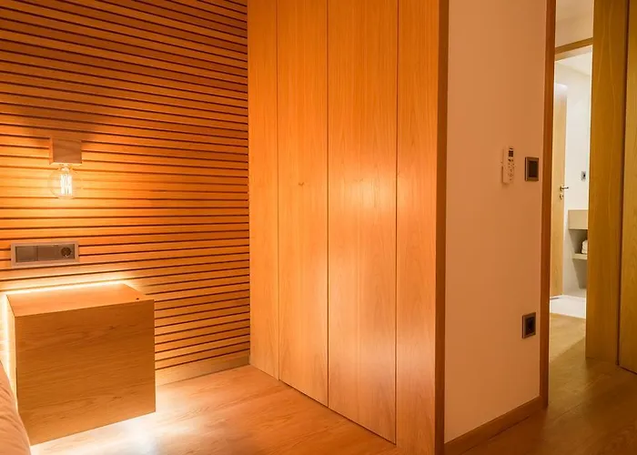 Apartment Almada Domus